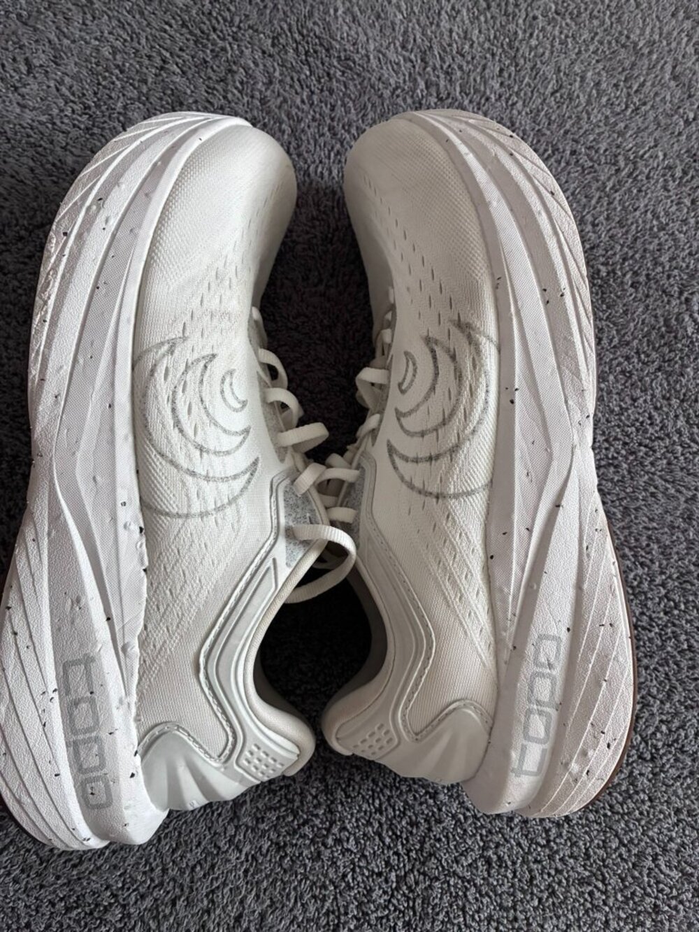 Topo Athletic Phantom 4 Salt Natural Women's Size 9.5 Running Shoes - Picture 5 of 10